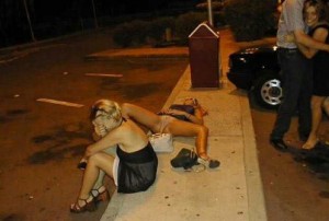 passed-out-drunk-girl-20