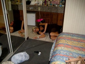 passed-out-drunk-girl-42