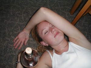 passed-out-drunk-girl-49